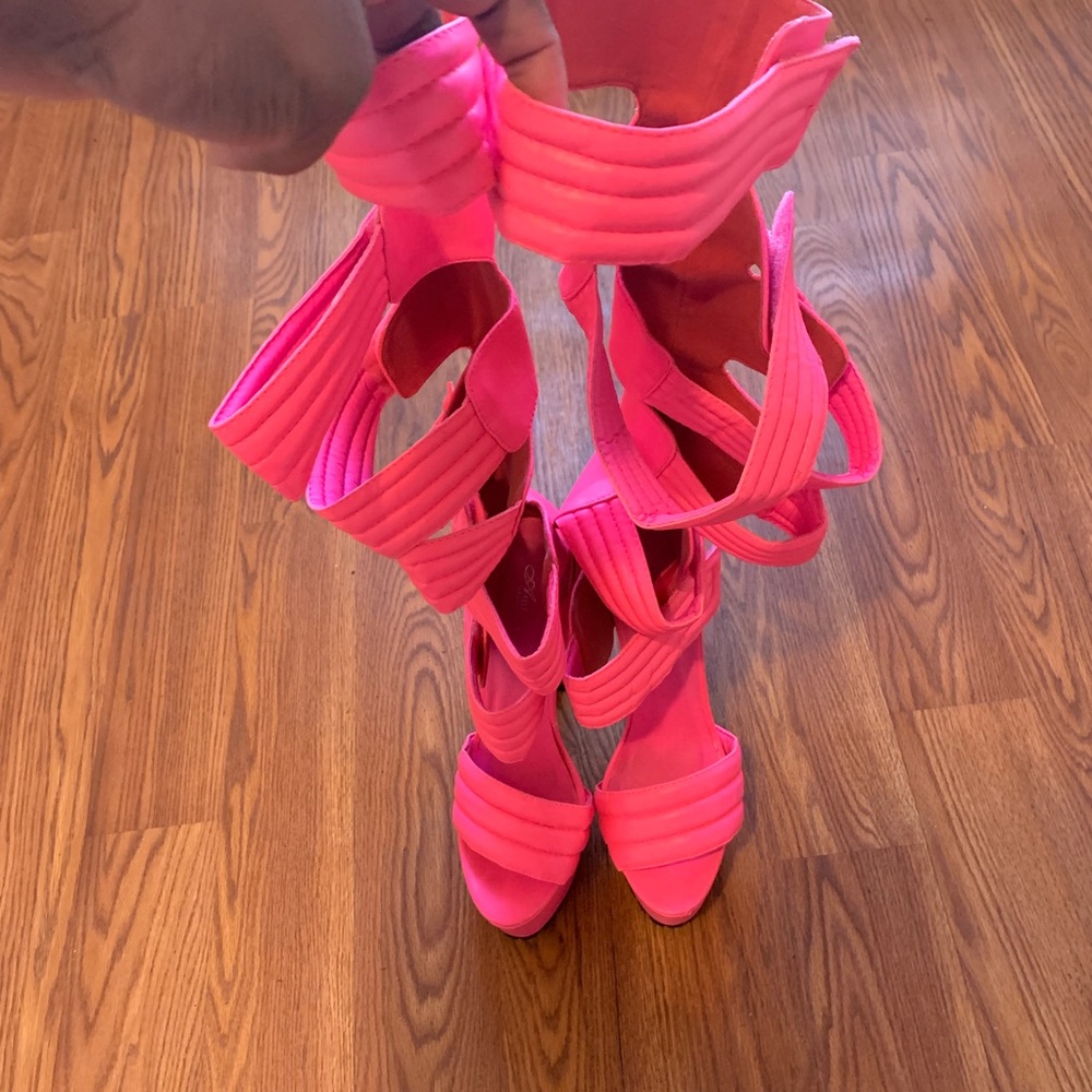 🤘🏾Barbie Pink Platform Gladiator Heels 🤘🏾 - Picture 2 of 8